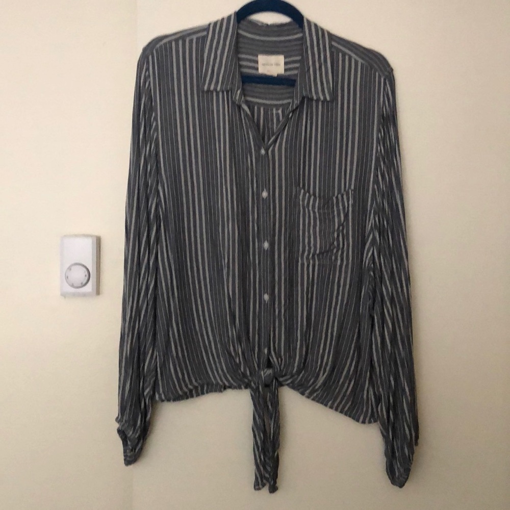AE Tie Front Blouse.